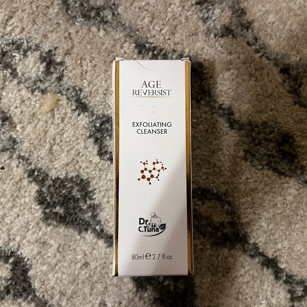 Dr C Tuna Exfoliating Cleanser
